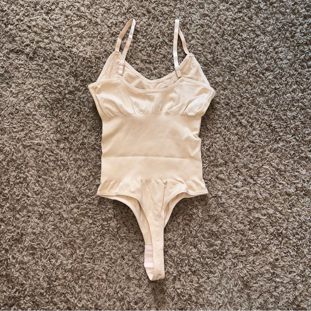 Cream Ribbed Bodysuit - Picture 2 of 3